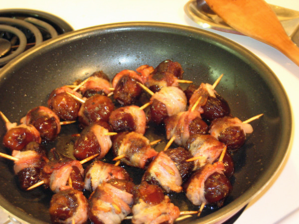 CHORIZO-FILLED DATES WRAPPED IN BACON